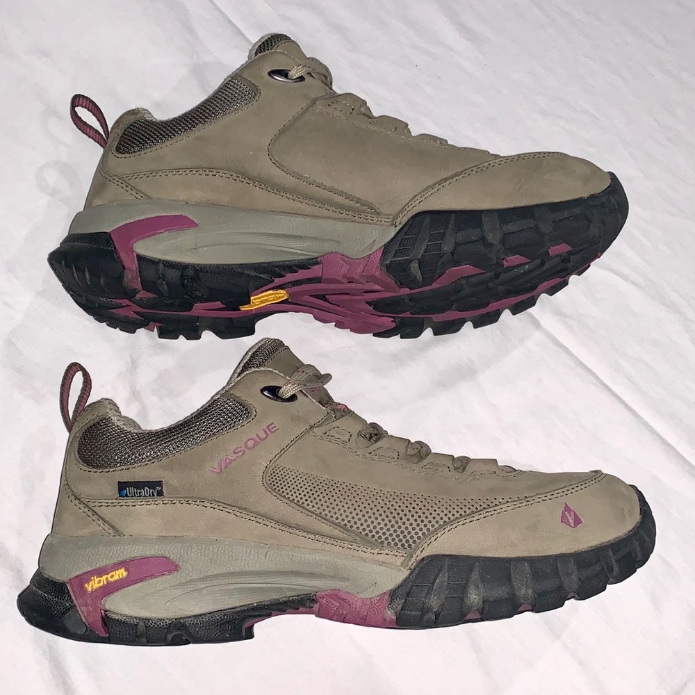 Vasque Talus Hiking Boot Tan & Pink